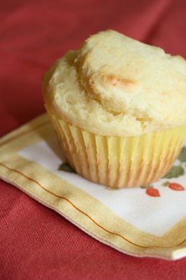 tofu-lemon-cupcake.jpg