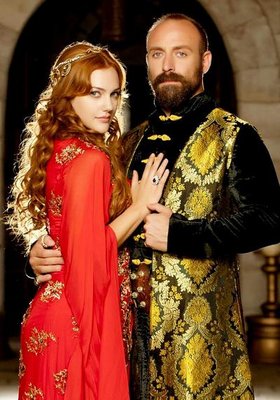 88251538_Hyurrem_i_Sultan_stoya_mal.jpg