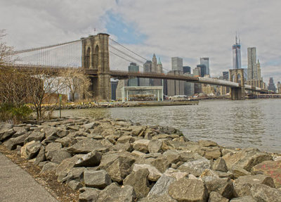 yablonya v cvetu 002.jpg