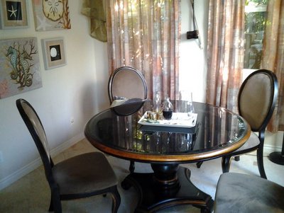 Dining2.JPG