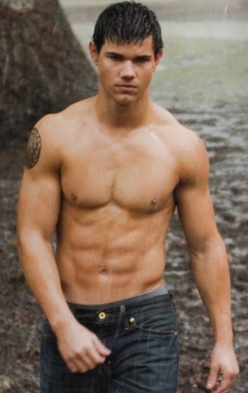 TW Taylor Lautner.jpg