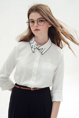kitty-collar-blouse-moozoo-1.jpg