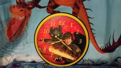 how to train your dragon wall clock.jpg
