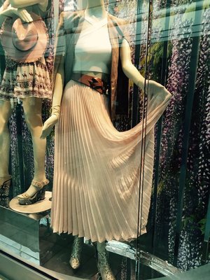 bcbg.jpg